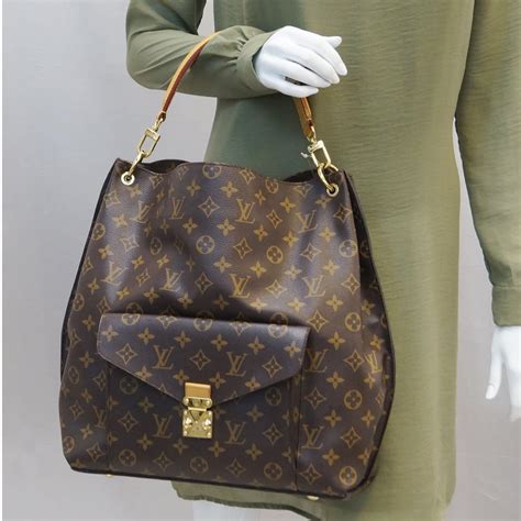 louis vuitton metis prijs|Louis Vuitton metis hobo monogram.